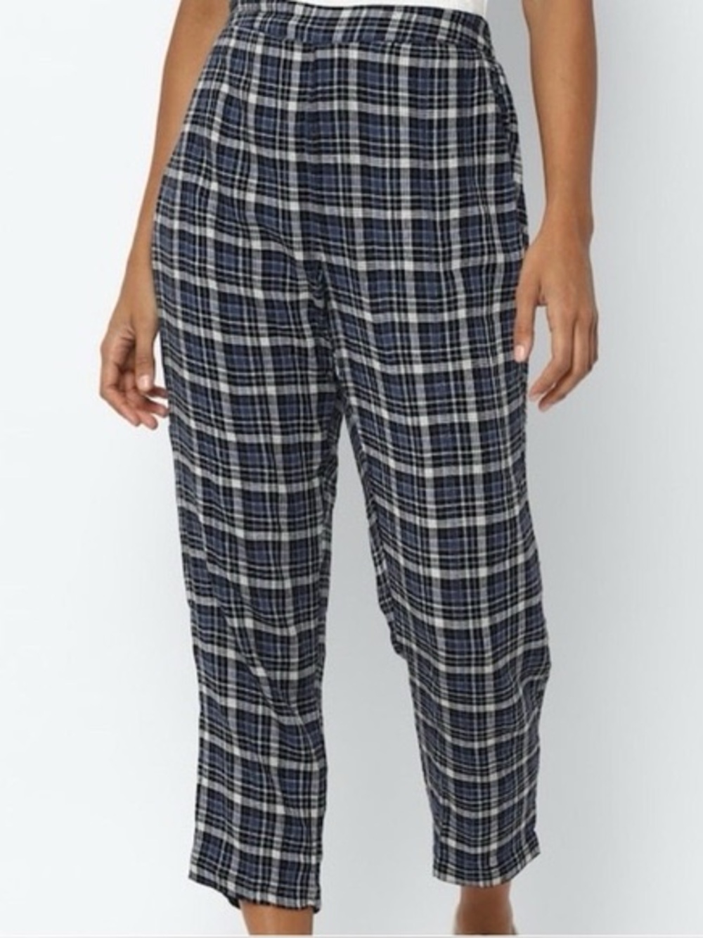 AE Women’s Blue and Black Plaid Pants